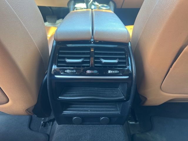 Used 2019 BMW 530i xDrive w/ Convenience Package AWD/4WD image 19