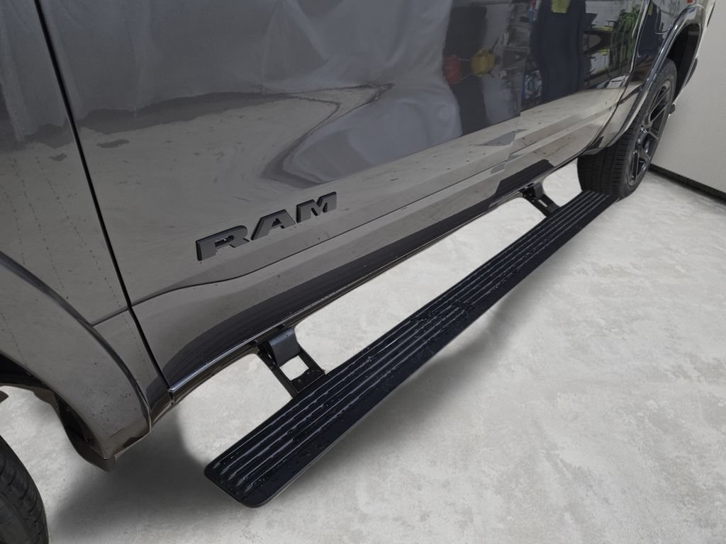 New 2027 RAM 1500 Laramie w/ Night Edition AWD/4WD image 32