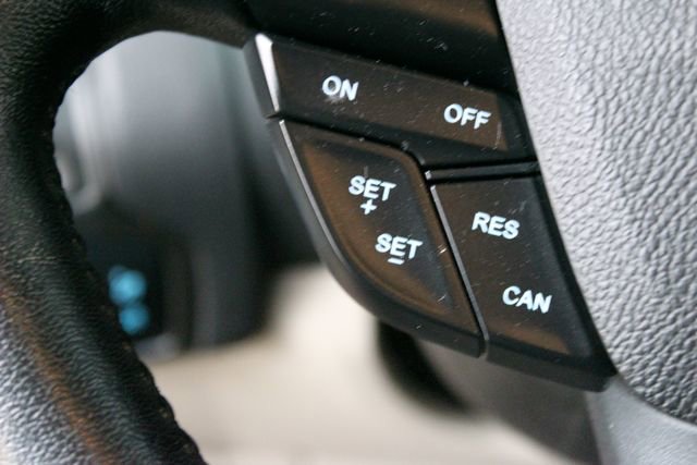 Used 2015 Ford Focus SE w/ SE Sport Package FWD image 16