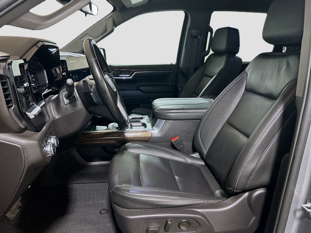 Used 2024 GMC Sierra 1500 Elevation w/ Elevation Premium Package AWD/4WD image 21