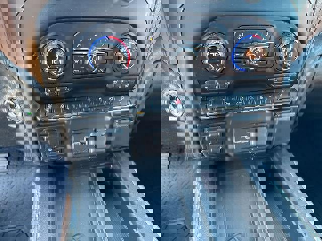 Used 2021 Chevrolet Silverado 2500 High Country w/ Z71 Off-Road Package image 11