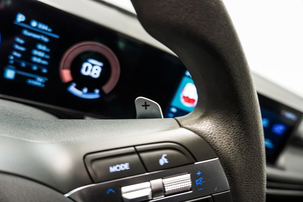 Used 2025 Hyundai Sonata SEL FWD image 17