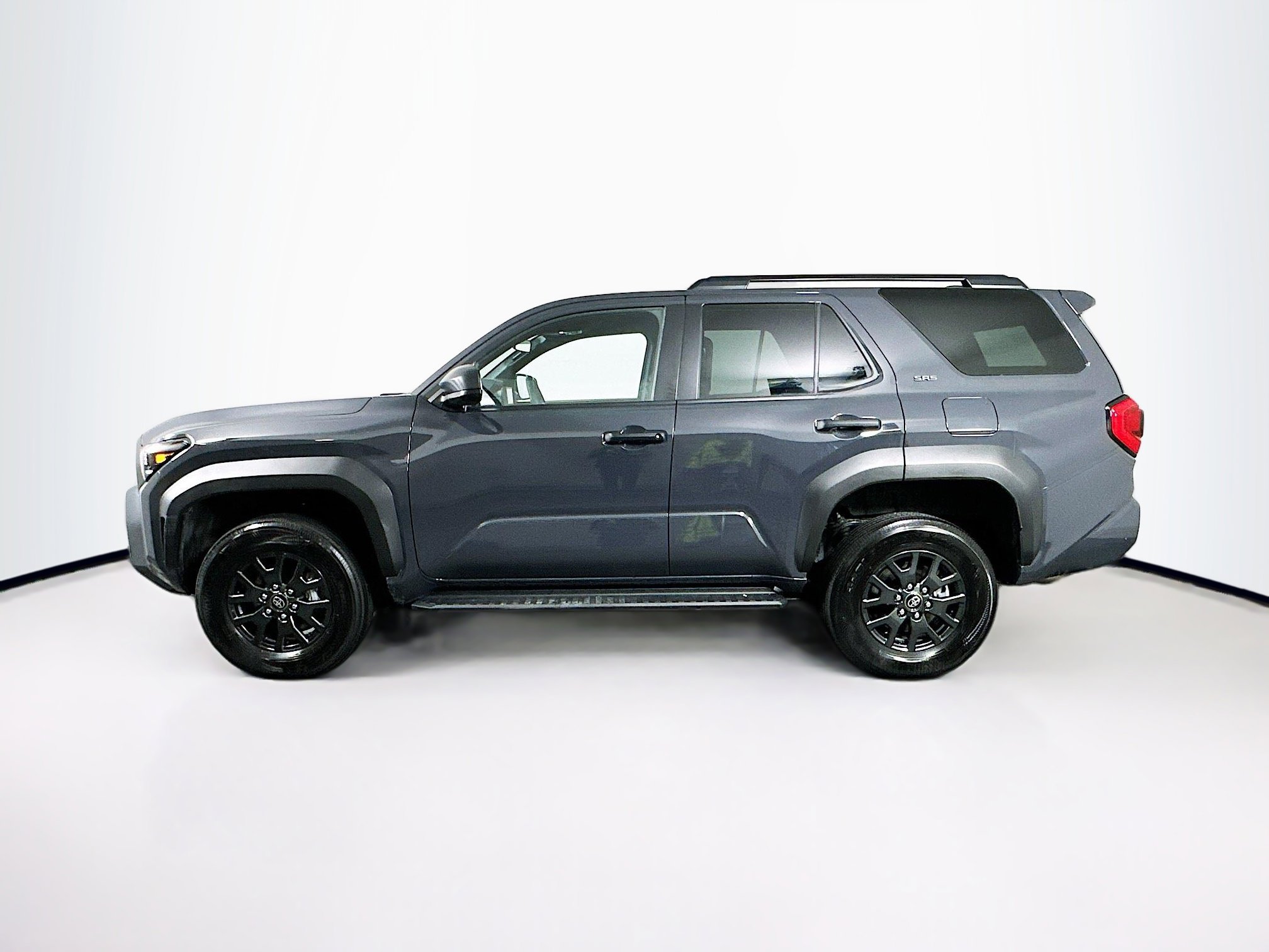 Used 2025 Toyota 4Runner SR5 image 4