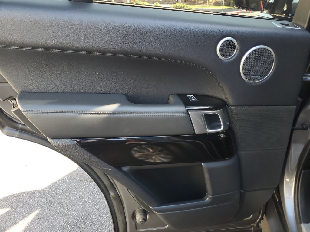 Used 2017 Land Rover Range Rover HSE AWD/4WD image 20