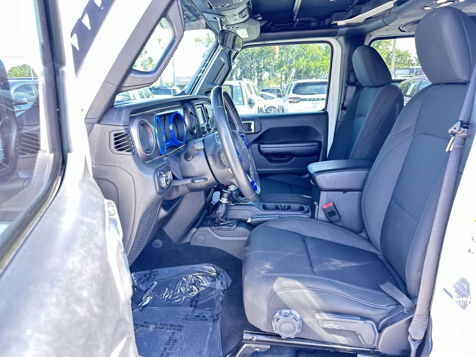 Used 2020 Jeep Gladiator Sport w/ Quick Order Package 24S AWD/4WD image 13