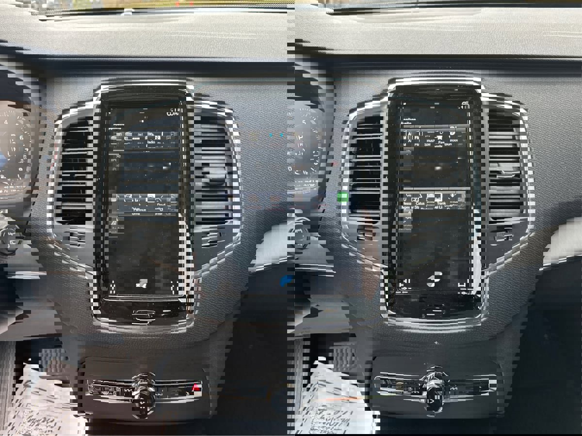 Used 2022 Volvo XC90 T5 Momentum w/ Protection Package Premier image 44