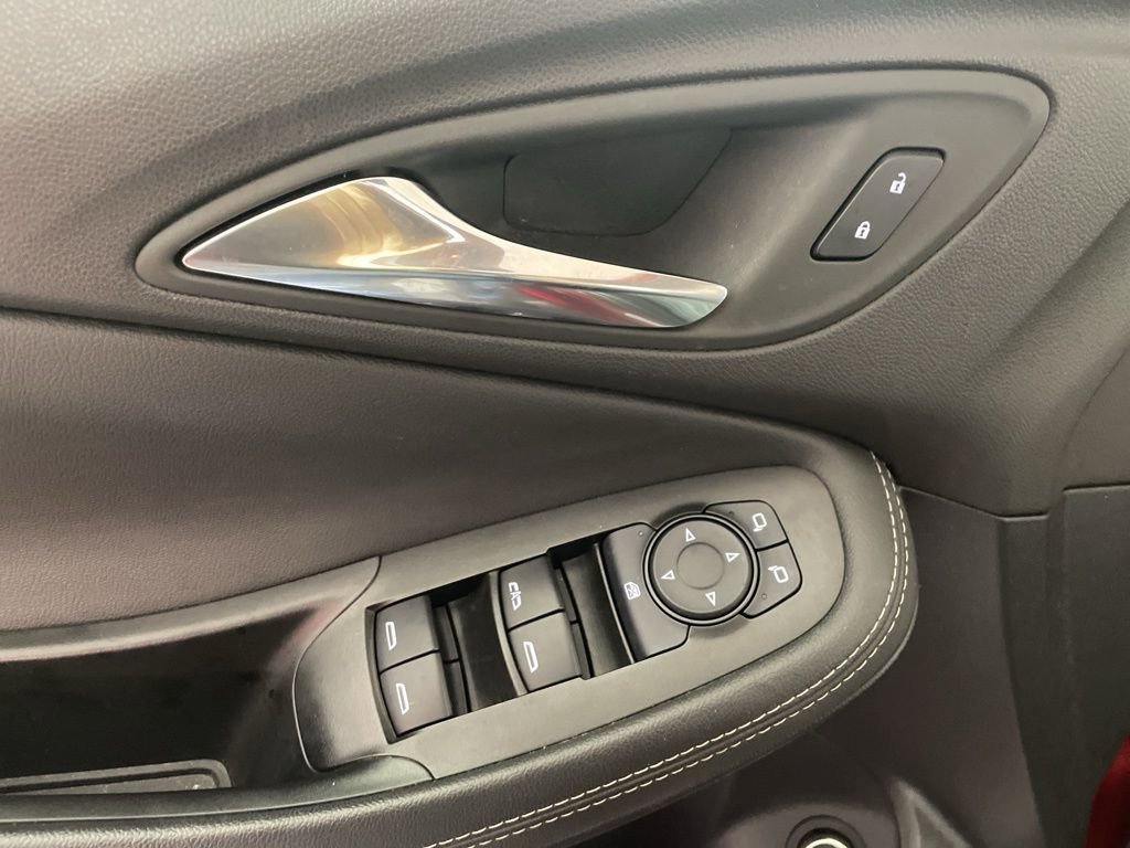 Used 2023 Buick Encore GX Select w/ Experience Buick Package image 9