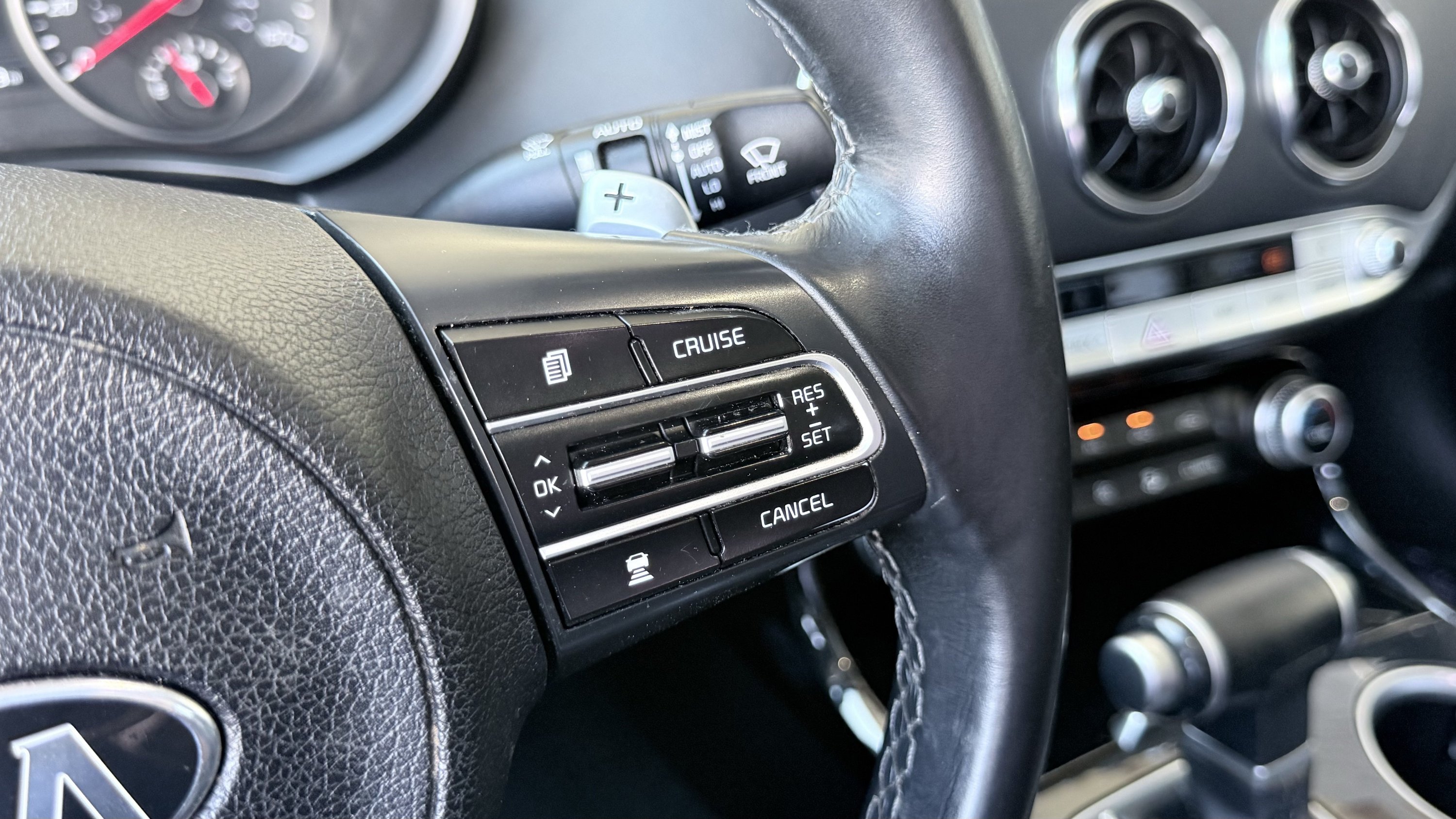 Used 2019 Kia Stinger Premium RWD image 45