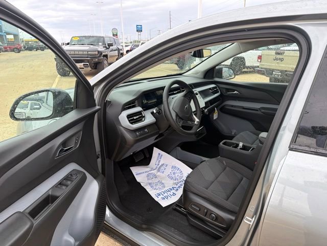New 2027 Chevrolet Bolt LT w/ Comfort Package FWD image 6