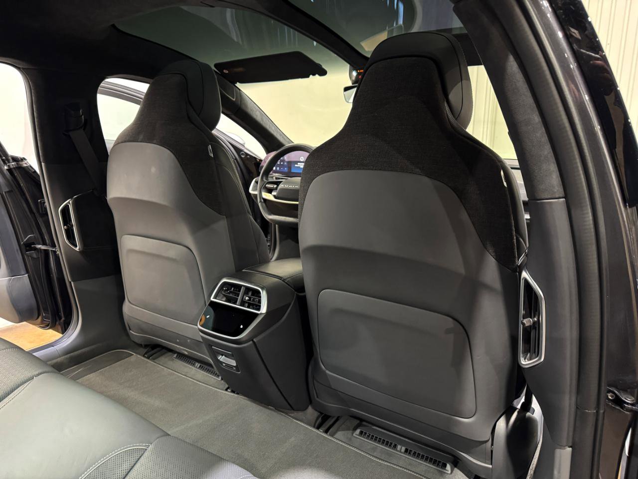 Used 2022 Lucid Air Grand Touring image 15