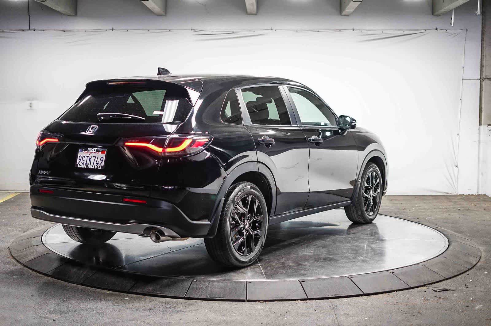 Used 2023 Honda HR-V Sport image 4