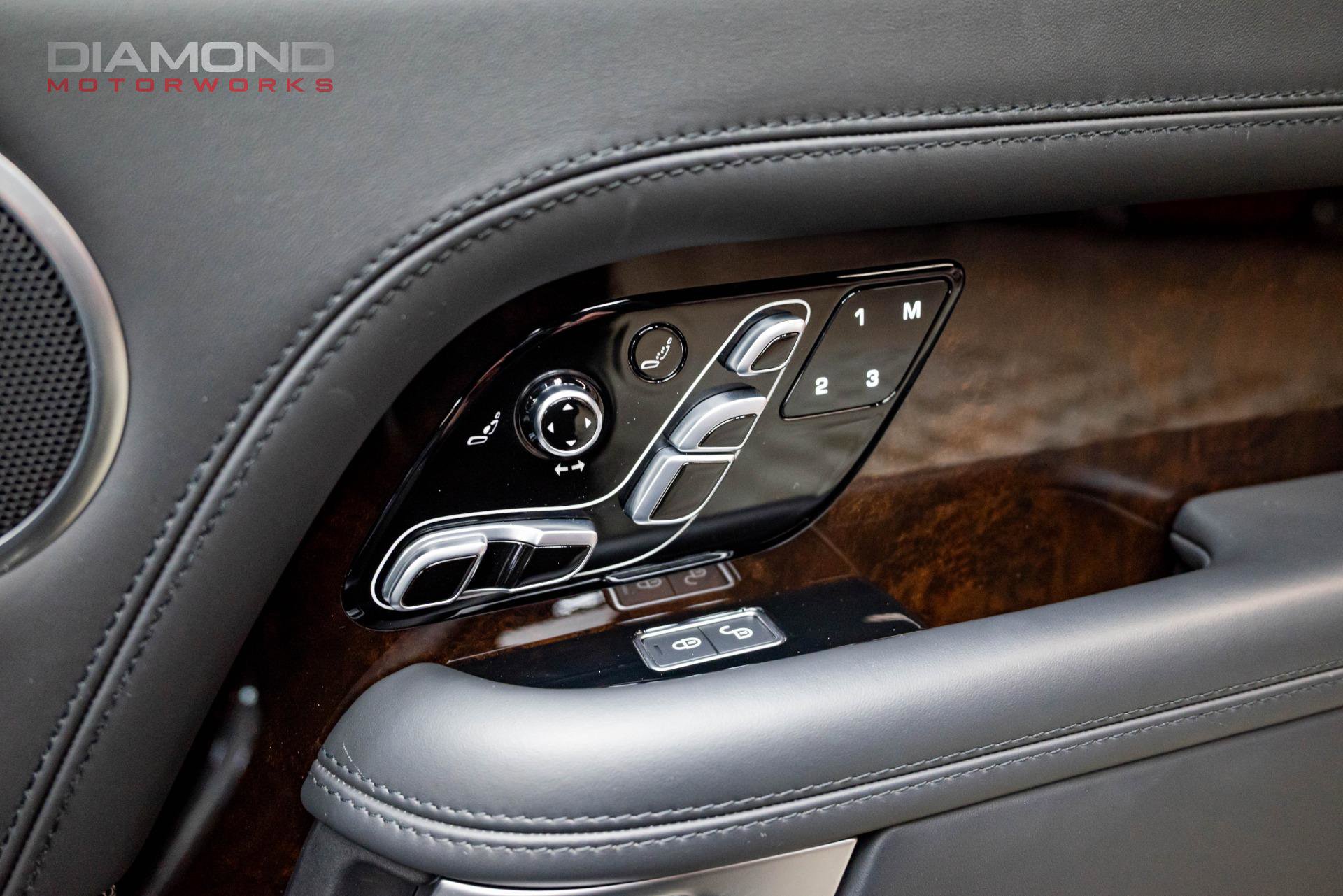 Used 2019 Land Rover Range Rover Autobiography image 92