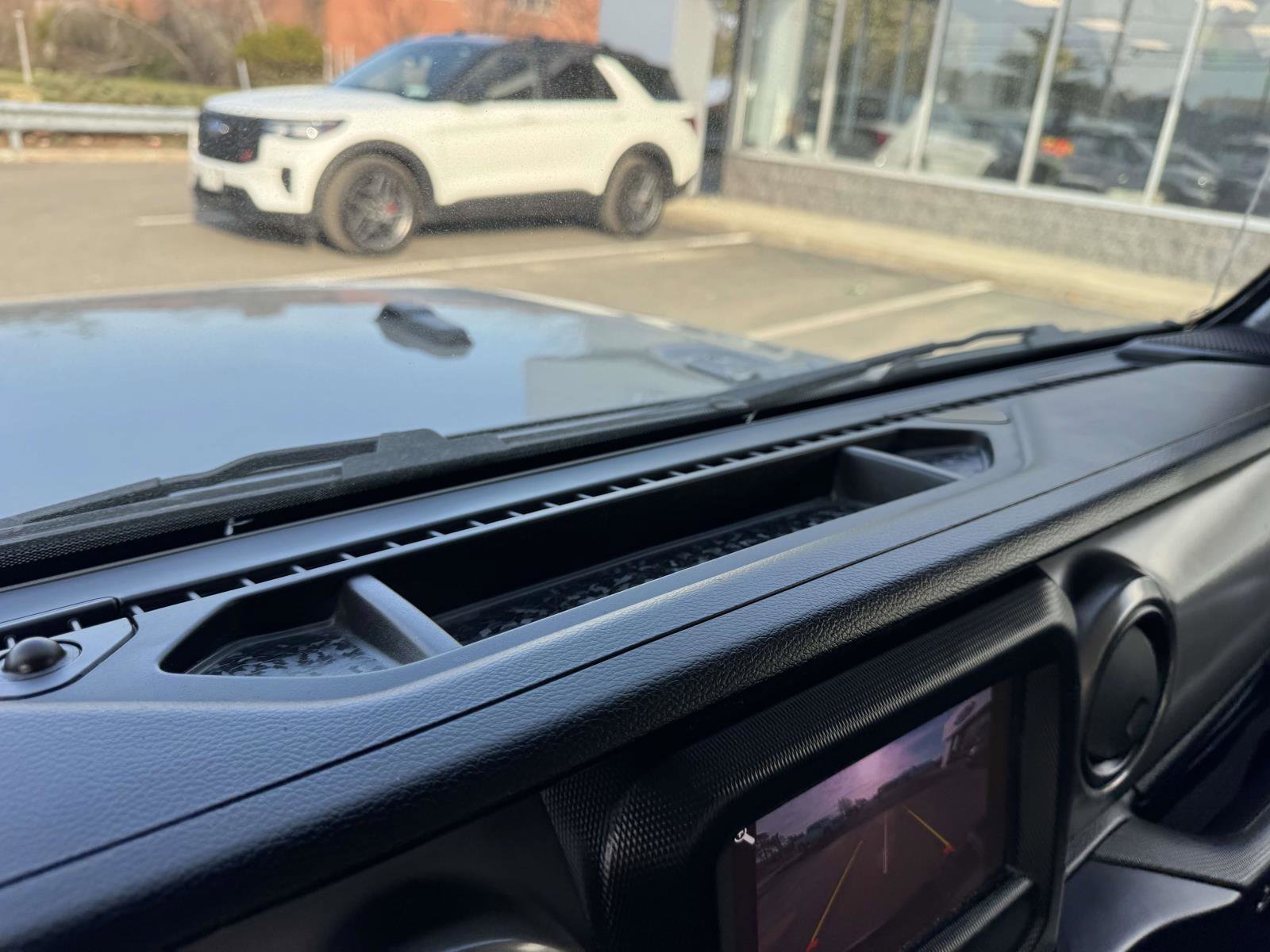 Used 2022 Jeep Gladiator Sport image 44