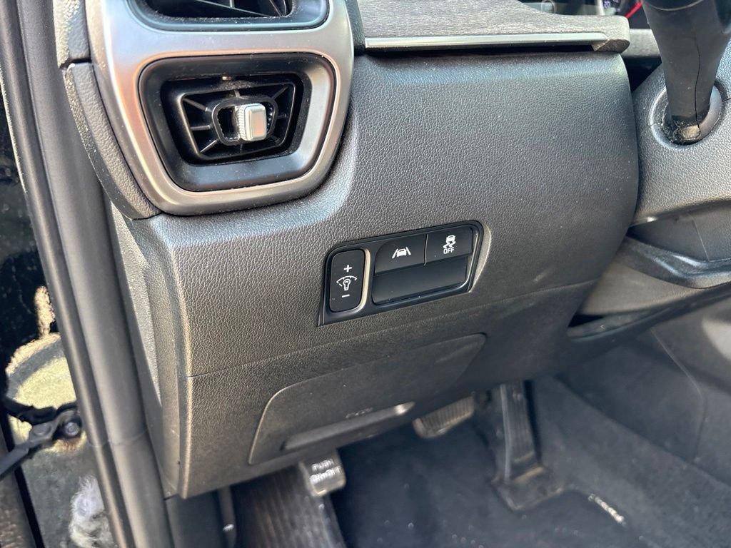 Used 2023 Kia Sorento S AWD/4WD image 17