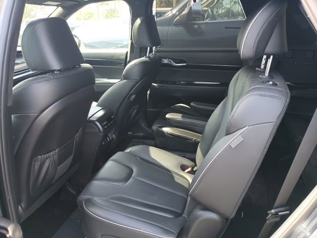 Used 2023 Hyundai Palisade Calligraphy w/ Cargo Package FWD image 12