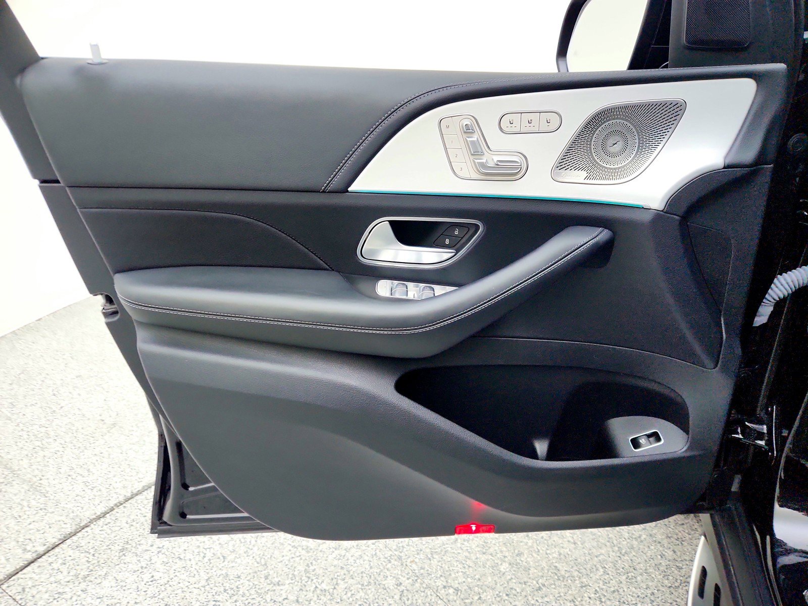 Certified 2023 Mercedes-Benz GLE 53 AMG 4MATIC image 21