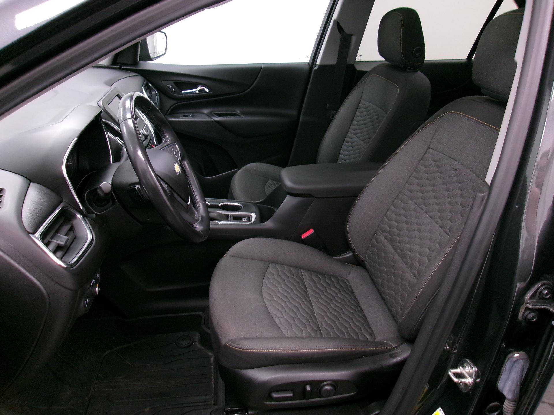 Used 2020 Chevrolet Equinox LT image 9