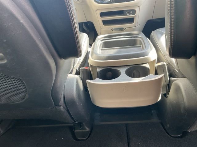 Used 2020 Chrysler Pacifica Touring-L image 14