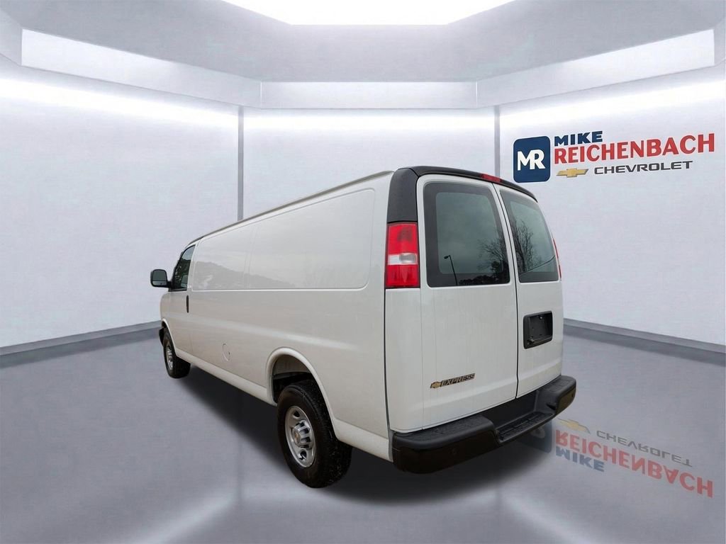 New 2025 Chevrolet Express 3500 Extended w/ Driver Convenience Package image 7
