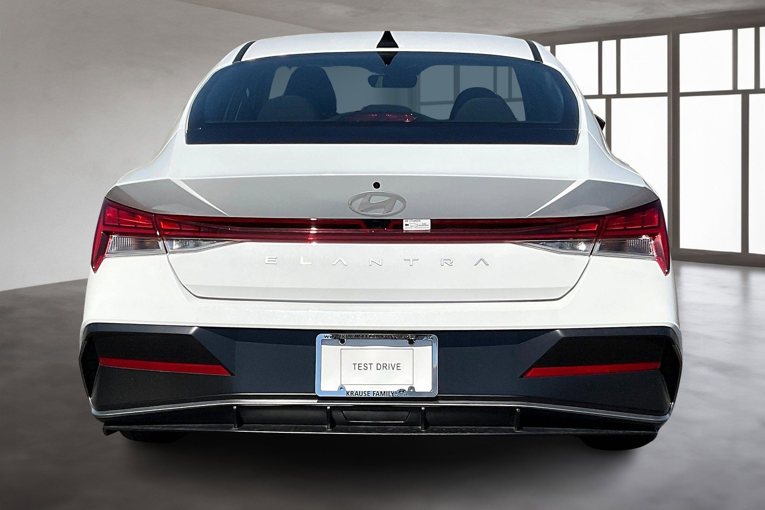 New 2025 Hyundai Elantra SEL image 4