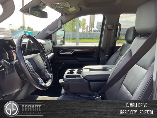 Used 2024 Chevrolet Silverado 2500 LTZ image 9