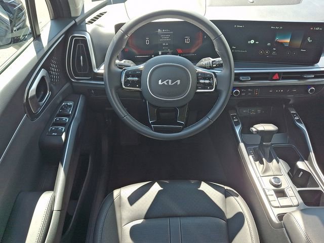 Used 2025 Kia Sorento S AWD/4WD image 9