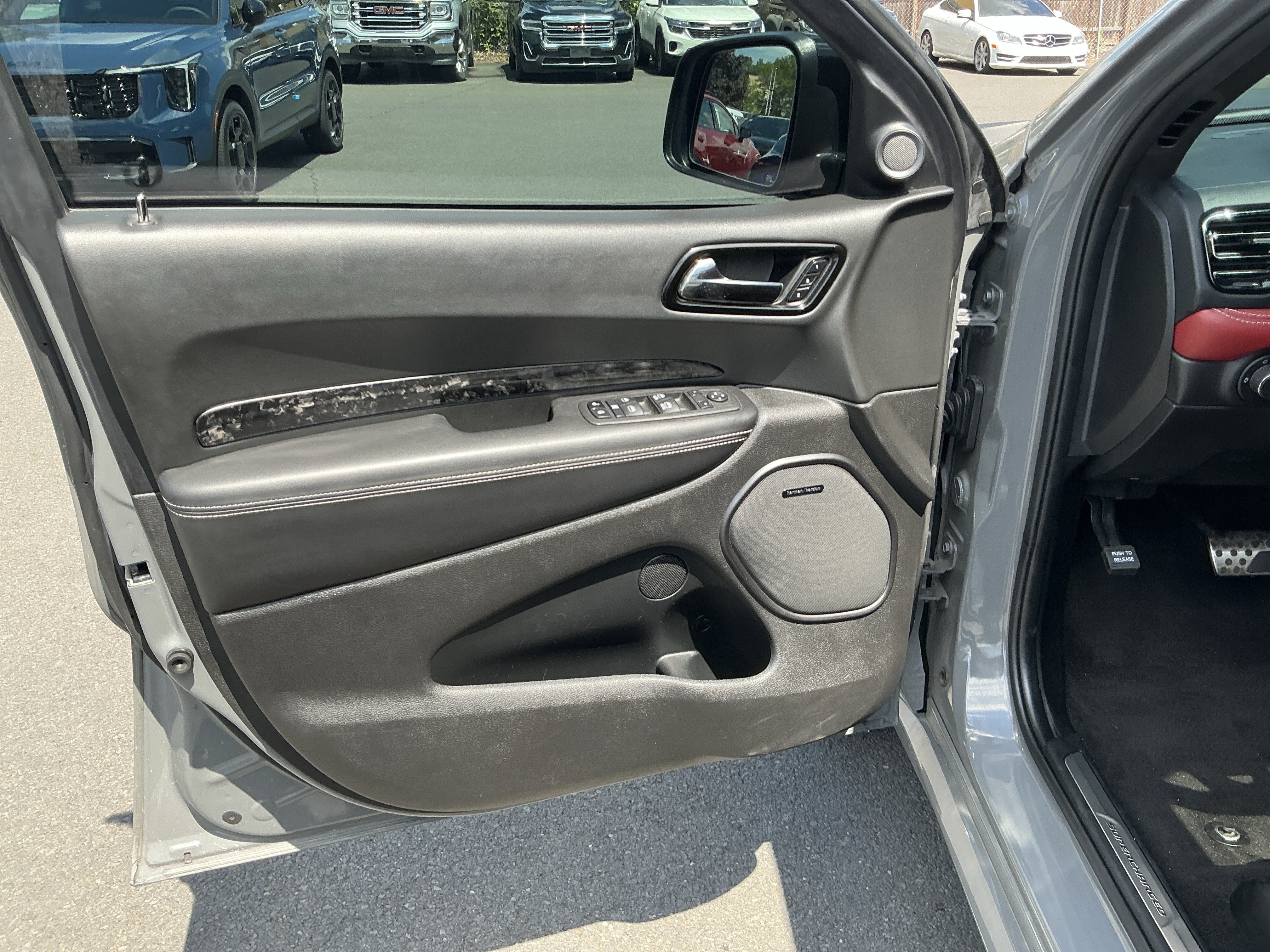 Used 2021 Dodge Durango SRT Hellcat w/ Premium Interior Group AWD/4WD image 13