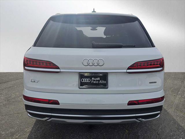 Used 2024 Audi Q7 2.0T Premium w/ Convenience Package image 4