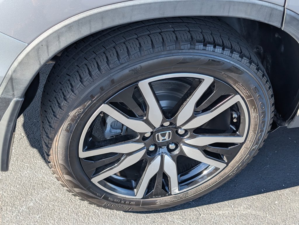 Used 2020 Honda Pilot Touring image 28
