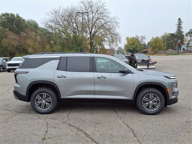 New 2026 Chevrolet Traverse LT w/ Driver Confidence Package image 2