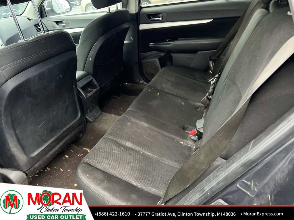 Used 2013 Subaru Outback 2.5i Premium image 10