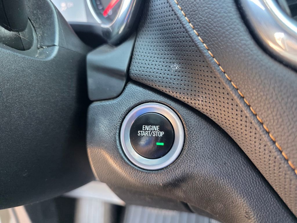 Used 2019 Chevrolet Equinox Premier image 20