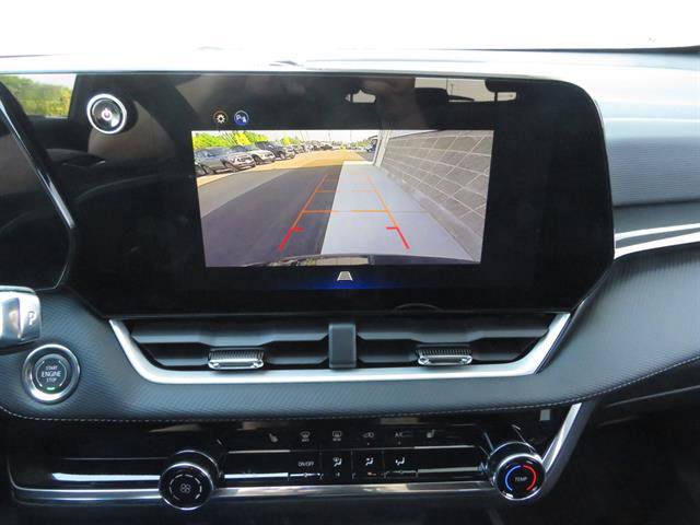 New 2026 Chevrolet Equinox LT w/ Convenience Package II image 24