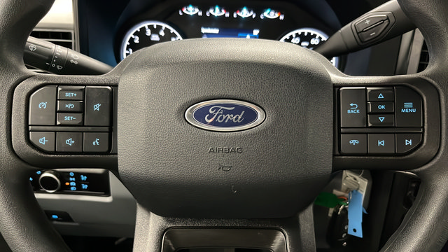 Used 2025 Ford F350 XL w/ XL Off-Road Package AWD/4WD image 15