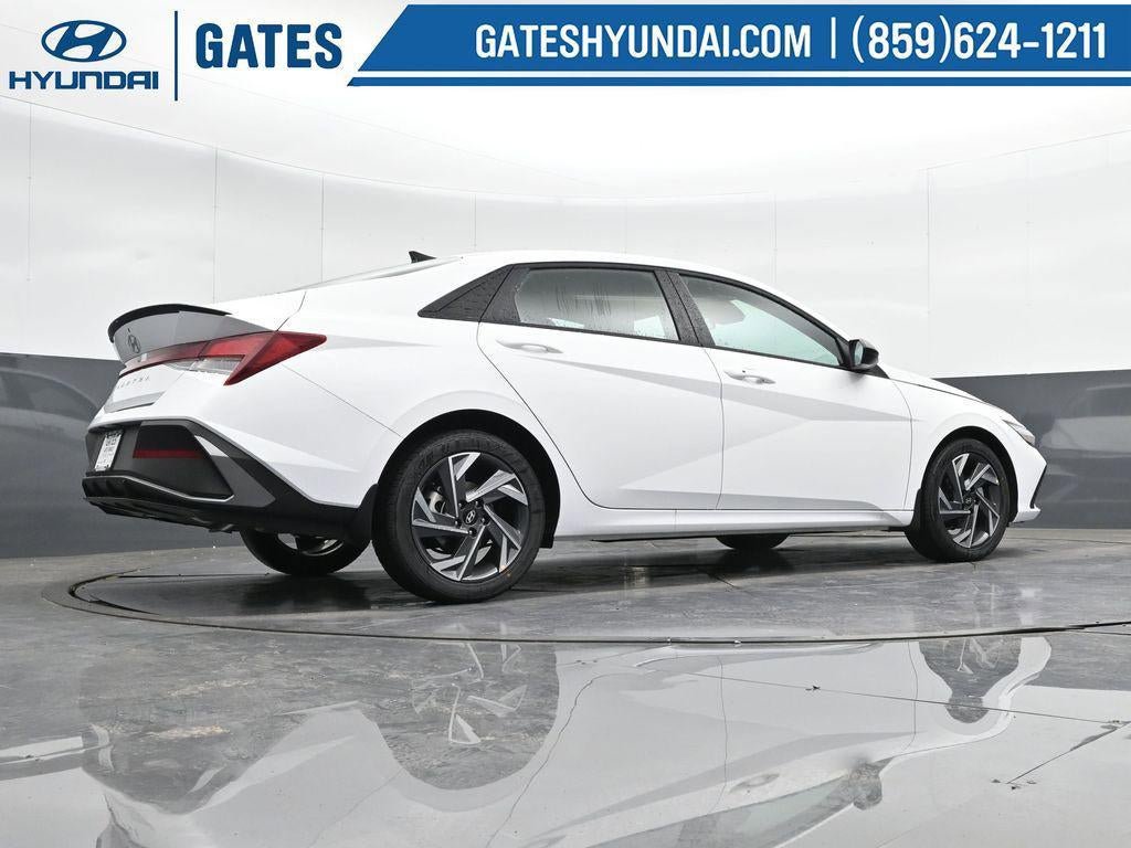 New 2025 Hyundai Elantra Sport FWD image 39