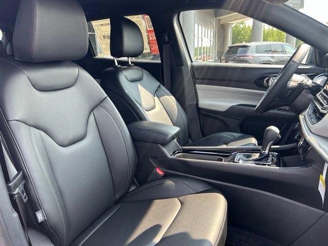 New 2026 Jeep Compass Limited AWD/4WD image 17