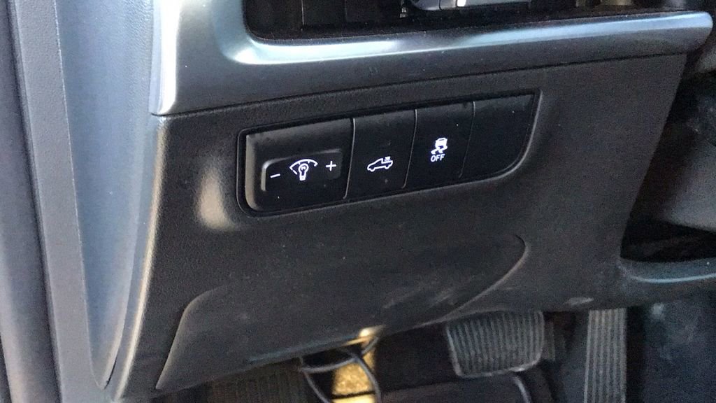 Used 2025 Hyundai Santa Cruz SE image 21