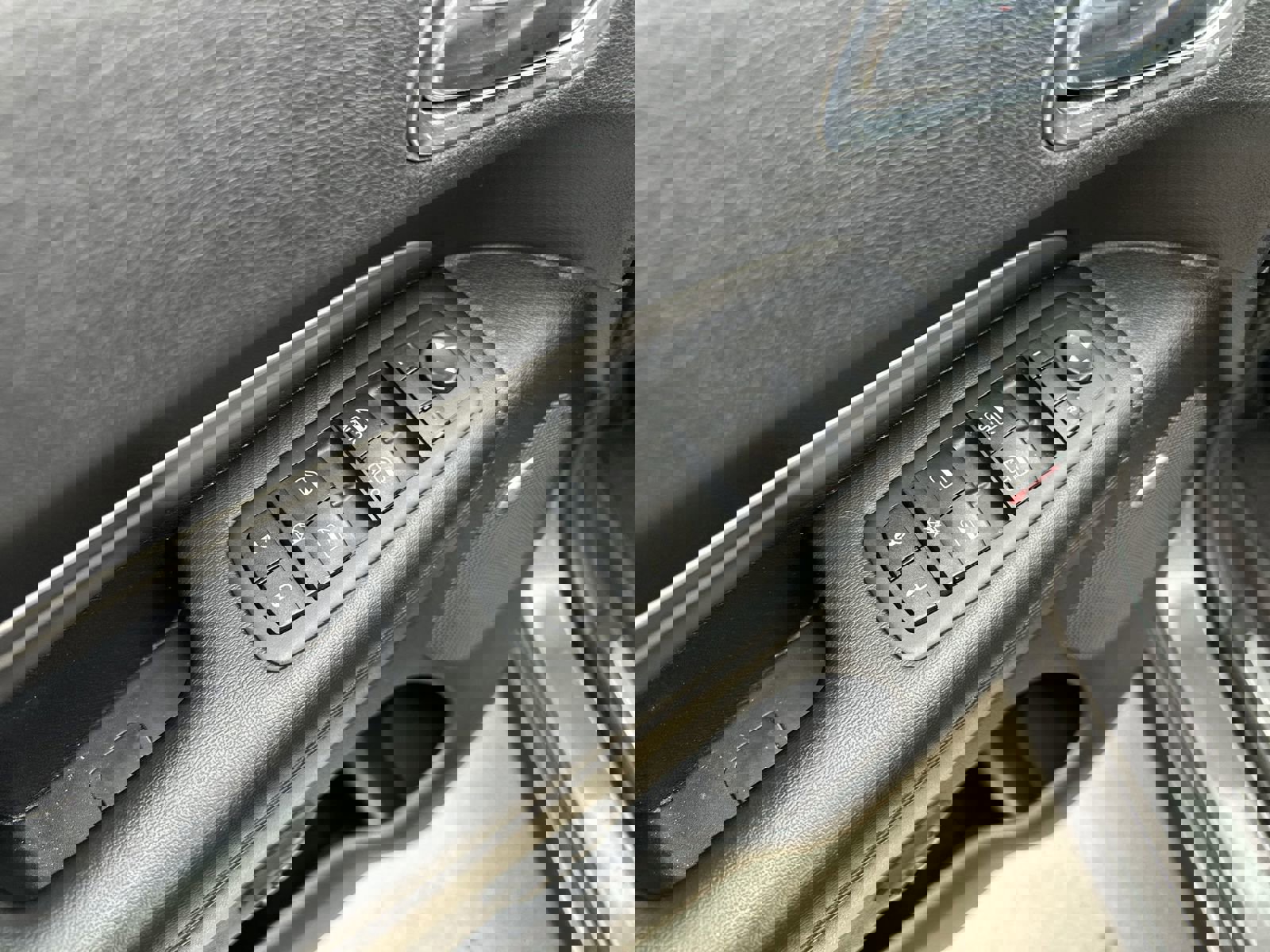 Used 2016 Dodge Durango Limited w/ Premium Group image 24