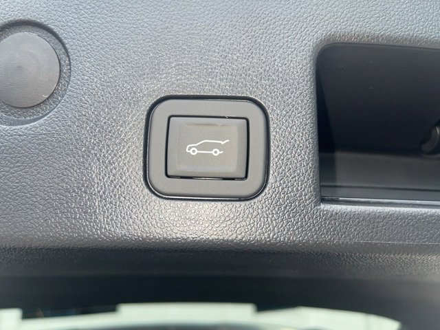New 2026 Chevrolet Equinox LT w/ Convenience Package II image 13