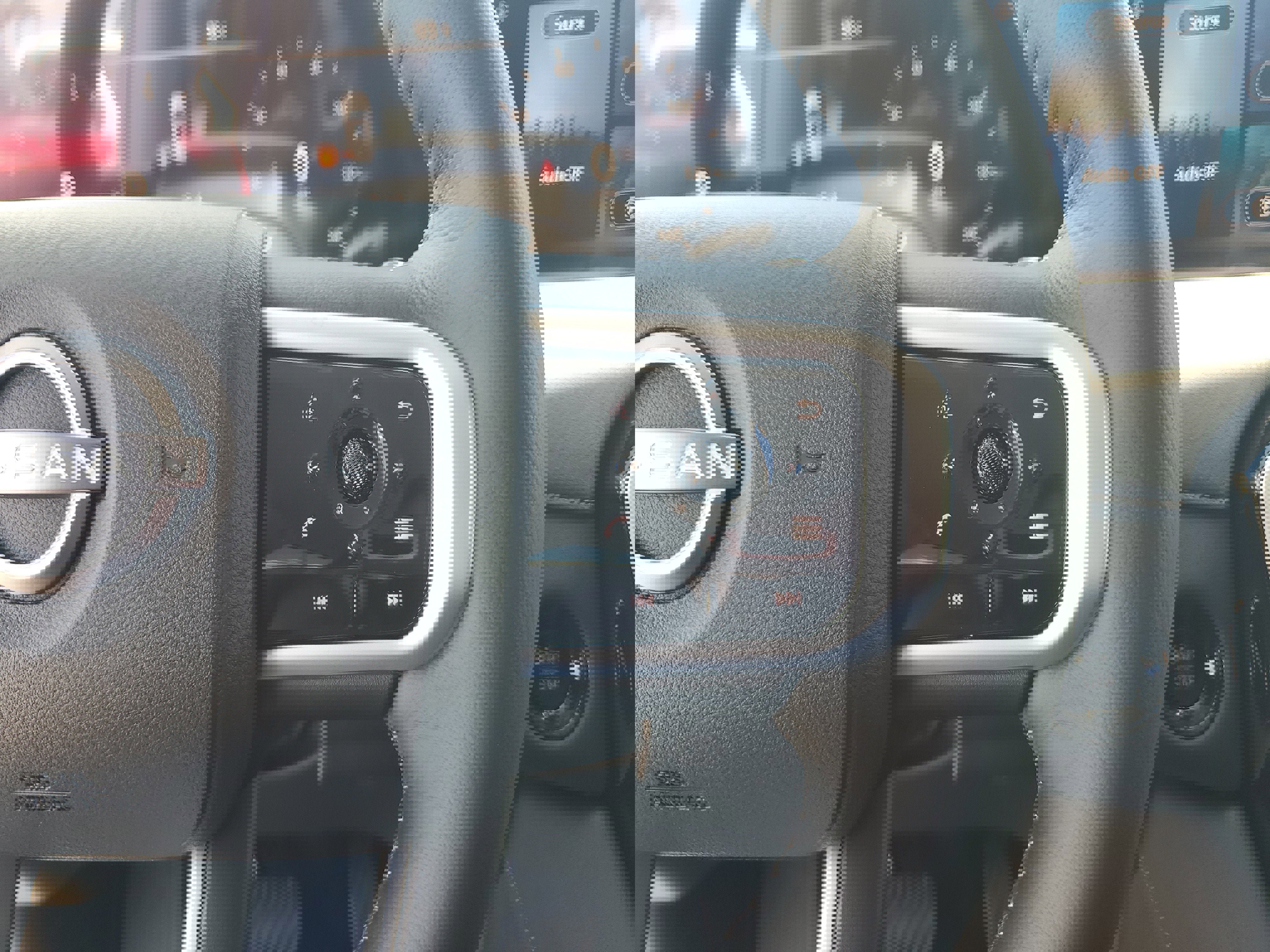 New 2025 Nissan Armada SV image 22