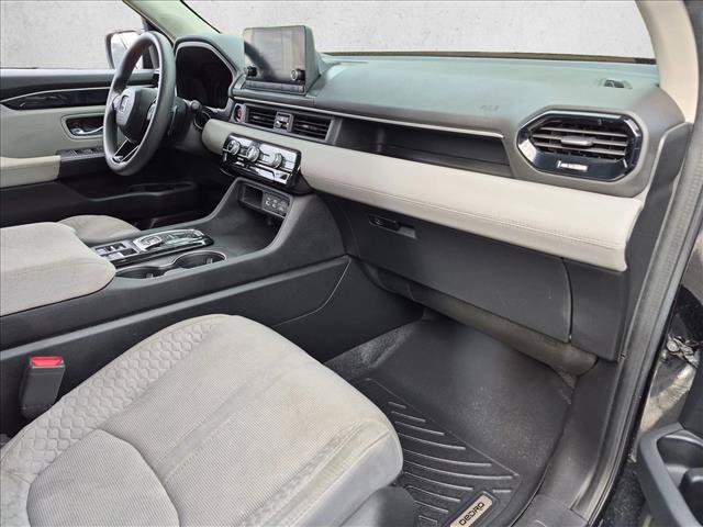 Used 2023 Honda Pilot LX image 29