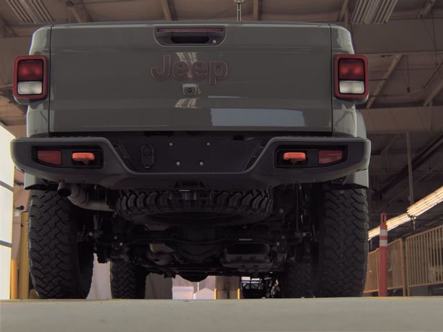 Used 2022 Jeep Gladiator Mojave w/ Cold Weather Group AWD/4WD image 9