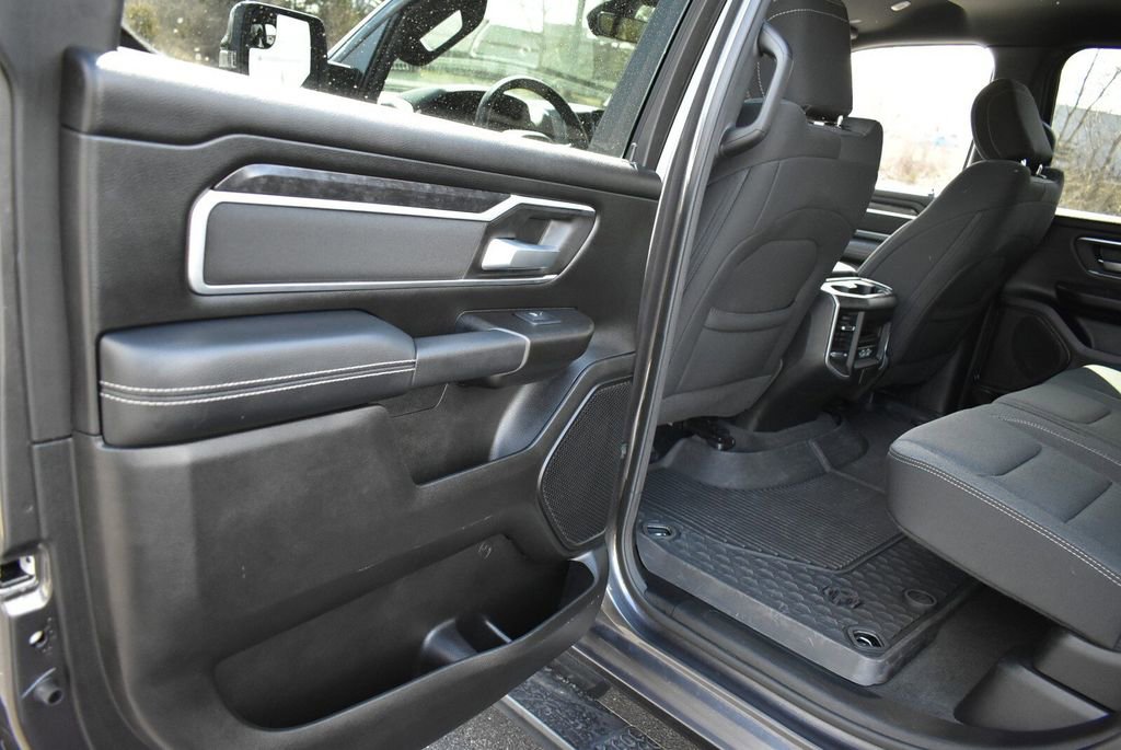 Used 2023 RAM 1500 Big Horn image 30