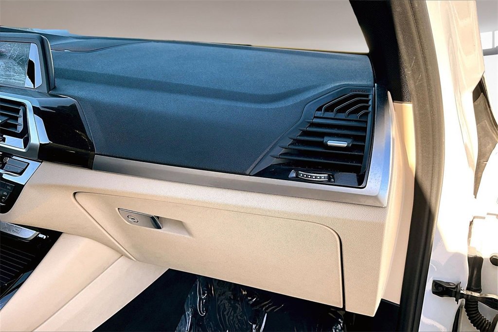 Used 2019 BMW X3 sDrive30i w/ Driving Assistance Package image 24
