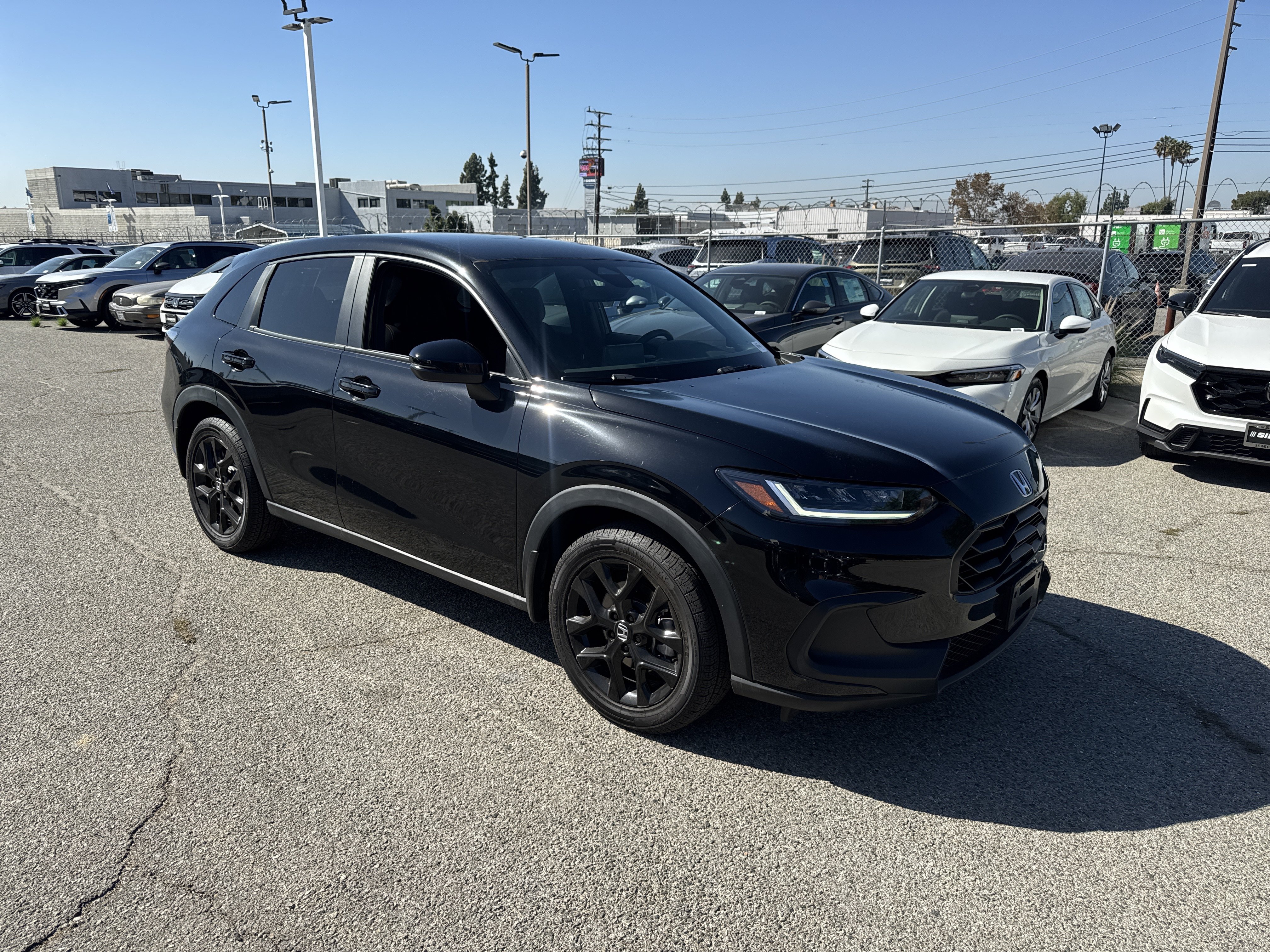 Used 2024 Honda HR-V Sport image 2