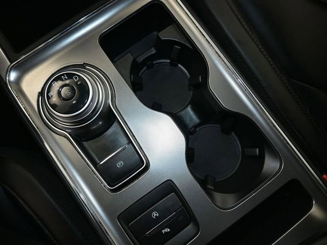 Used 2024 Ford Edge Titanium image 33