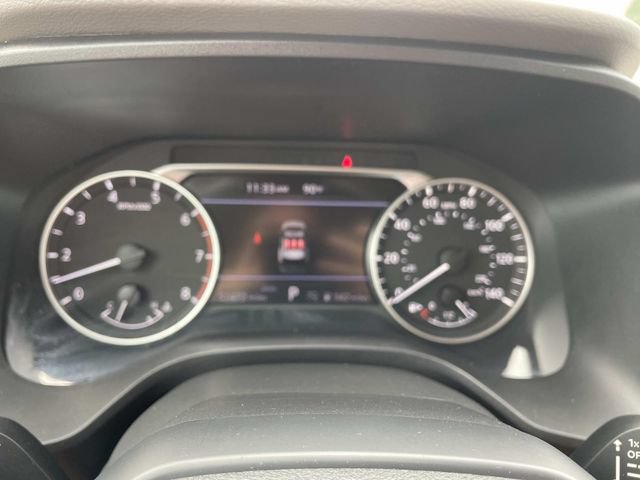 Used 2025 Nissan Rogue SV AWD/4WD image 19