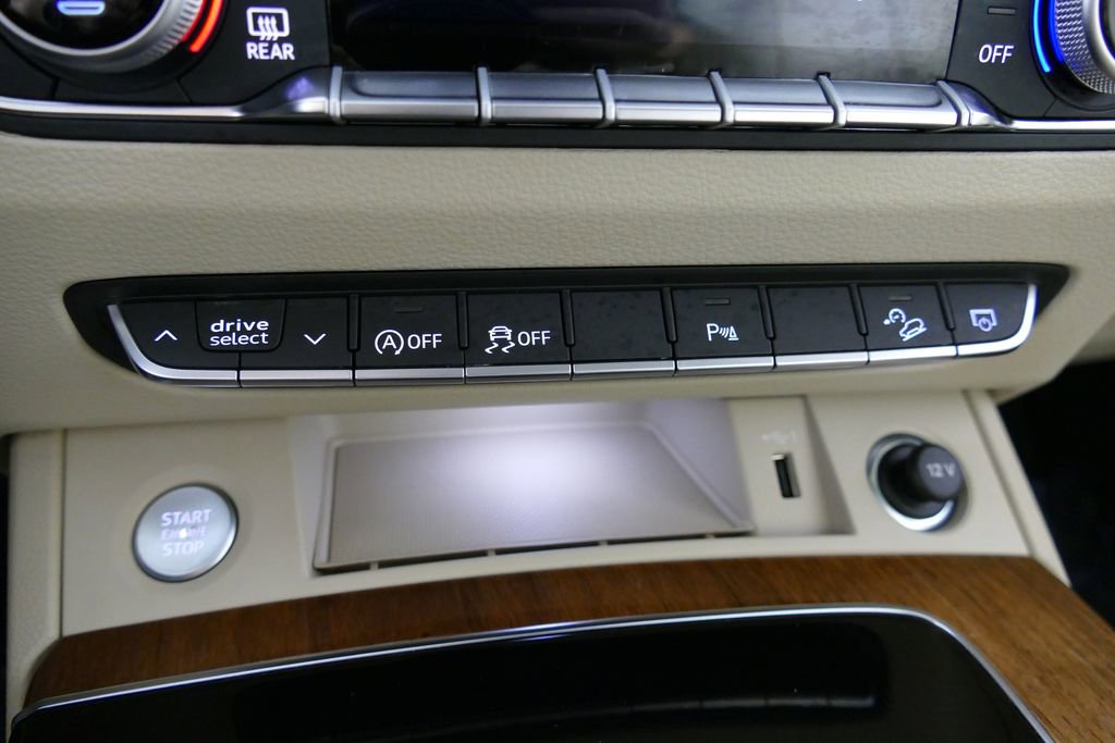 Certified 2023 Audi Q5 2.0T Premium w/ Convenience Package AWD/4WD image 13