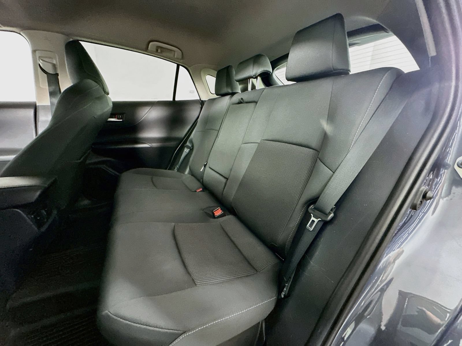 Used 2024 Toyota Venza LE AWD/4WD image 24