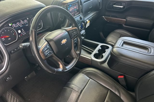 Used 2020 Chevrolet Silverado 1500 High Country w/ Technology Package AWD/4WD image 10